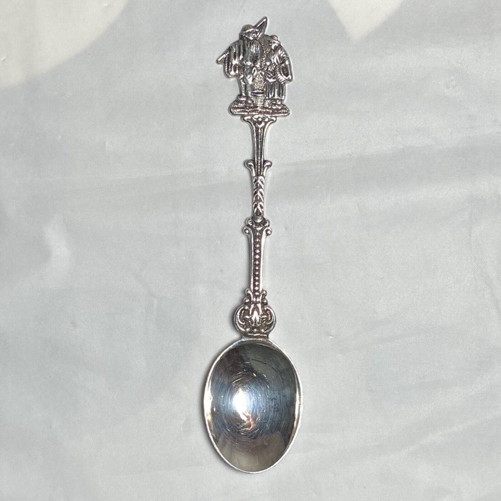 Souvenir Spoon Water Bearers Man Woman Silver Tone 4 3/4” Marked 90 HOLLAND. EUC